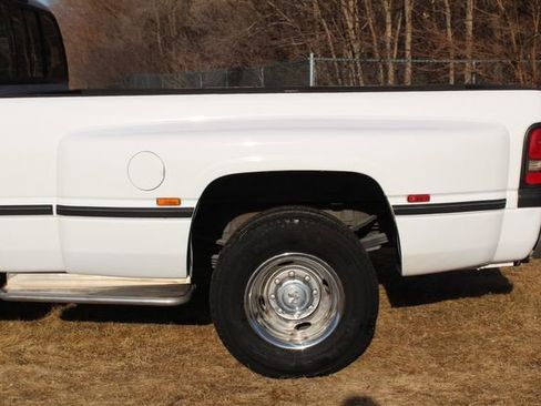 Used 1996 Dodge Ram 3500 Truck 2WD Club Cab image 4