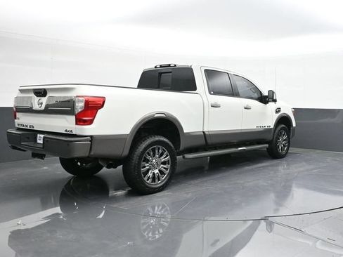 Used 2019 Nissan Titan Platinum Reserve w/ Platinum Utility Package AWD/4WD image 14
