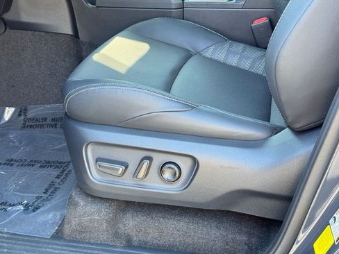 Used 2025 Toyota 4Runner TRD Sport Premium image 24