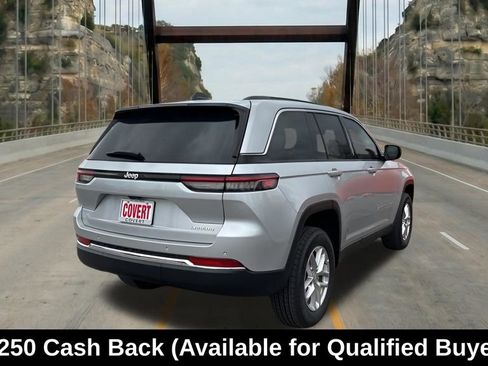 New 2025 Jeep Grand Cherokee Laredo X w/ Luxury Tech Group I RWD image 10