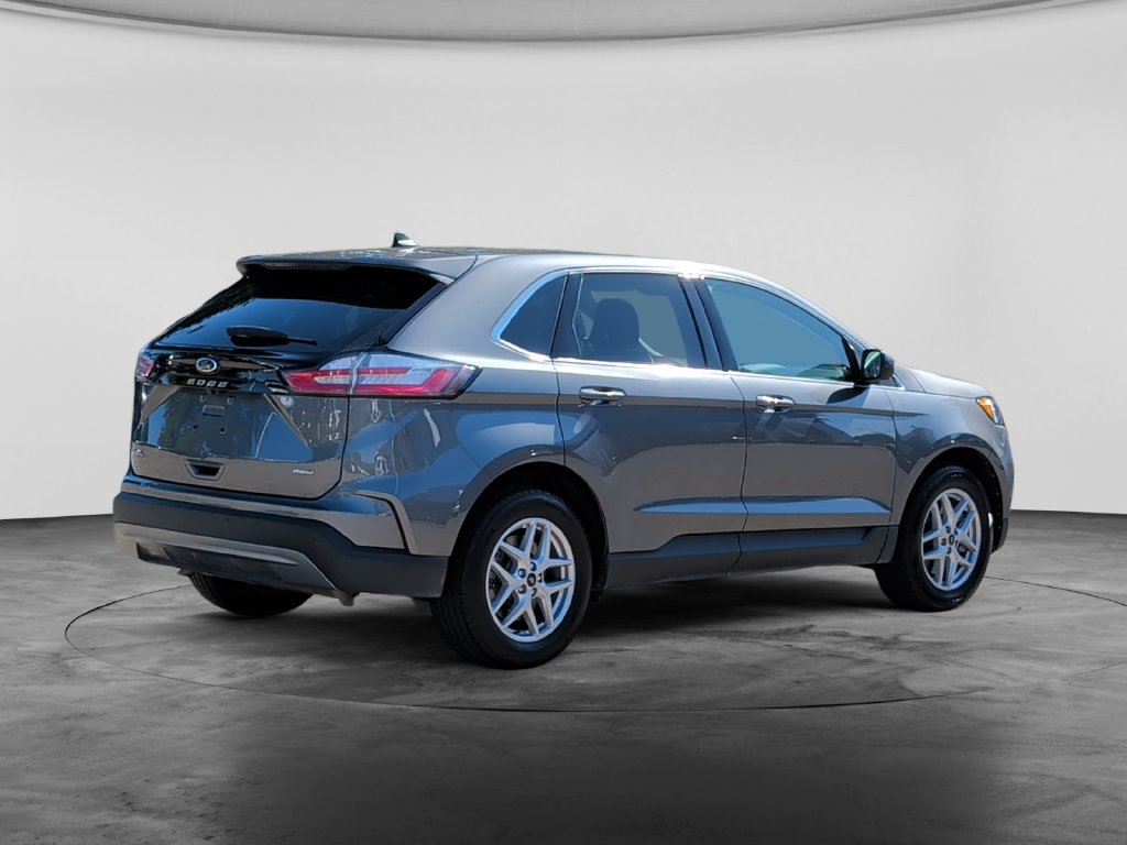 Used 2024 Ford Edge SEL AWD/4WD image 7
