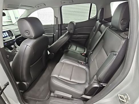 Used 2019 GMC Acadia SLT image 32