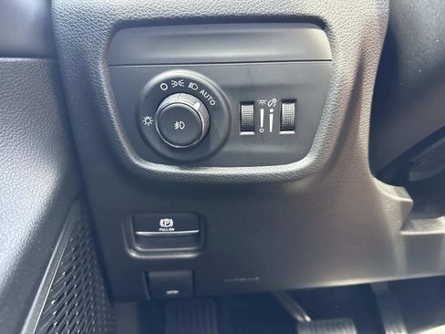 New 2025 Jeep Grand Cherokee L Limited image 14