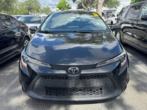 Used 2021 Toyota Corolla LE FWD image 10