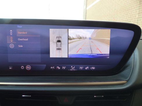 Used 2025 Buick Envision Avenir image 30