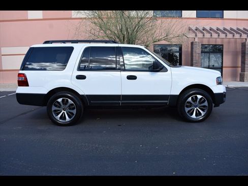 Used 2017 Ford Expedition XL AWD/4WD image 1