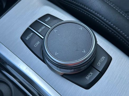 Used 2020 BMW X3 xDrive30e w/ Executive Package image 26