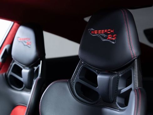 Used 2018 Porsche 911 GT2 RS image 37