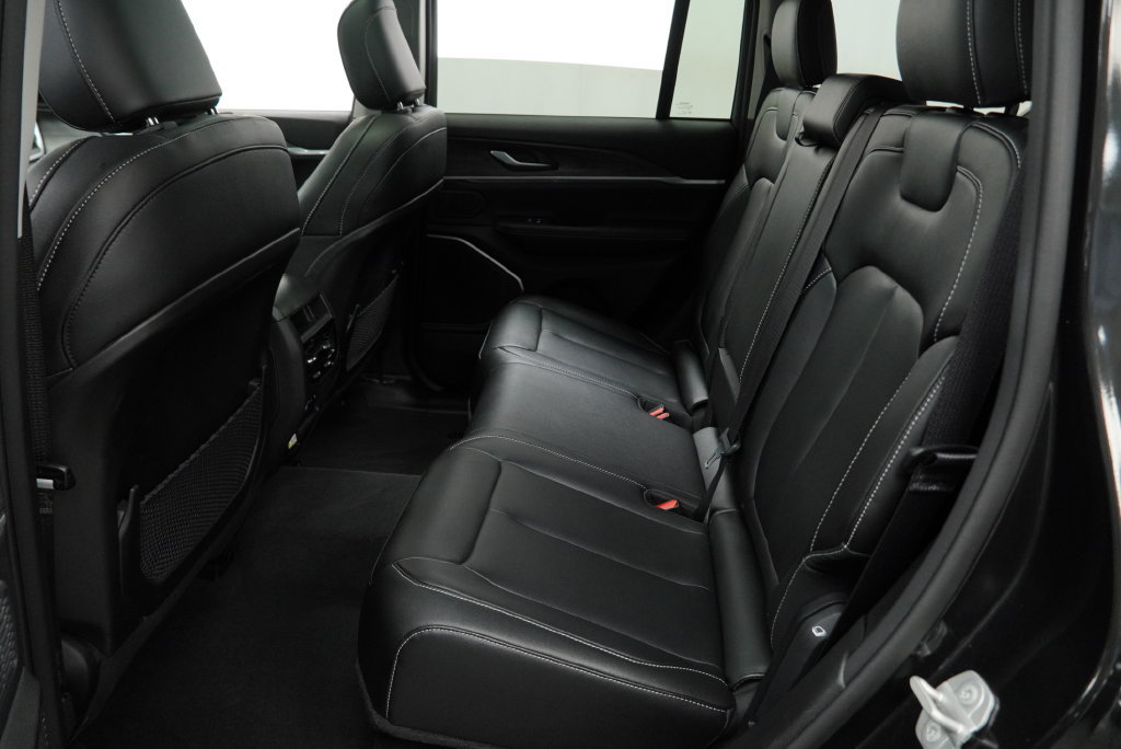 Certified 2023 Jeep Grand Cherokee 4WD 4xe image 23
