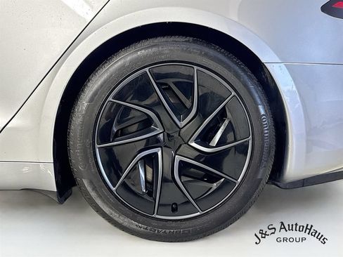 Used 2026 Tesla Model S AWD/4WD image 40