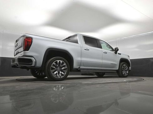 New 2026 GMC Sierra 1500 Denali w/ Denali Reserve Package AWD/4WD image 41