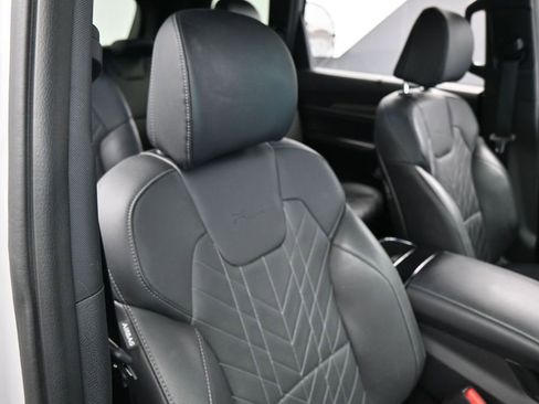 Used 2024 Kia Telluride EX X-Line AWD/4WD image 47