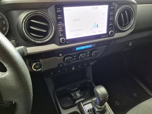 Used 2022 Toyota Tacoma TRD Sport w/ Technology Package RWD image 18