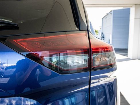 Used 2021 Nissan Rogue S image 14