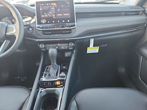 New 2026 Jeep Compass Limited image 21