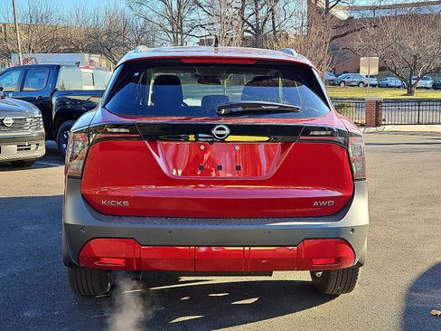 New 2026 Nissan Kicks SV w/ SV Premium Package image 5