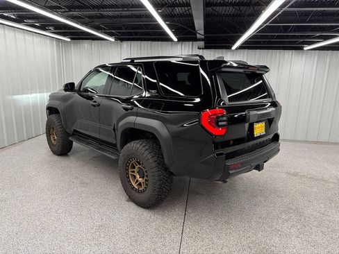 Used 2025 Toyota 4Runner TRD Off-Road Premium AWD/4WD image 3