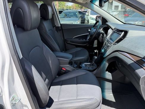 Used 2017 Hyundai Santa Fe Sport AWD/4WD image 18