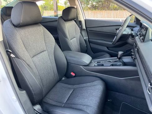 Used 2025 Honda Accord SE image 26