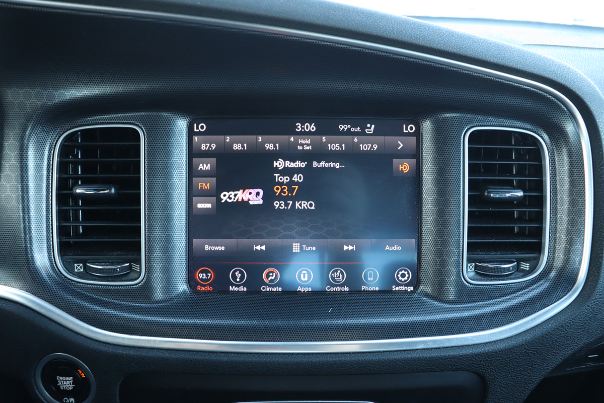 Used 2018 Dodge Charger R/T w/ Plus Group RWD image 35