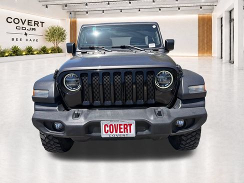 Used 2020 Jeep Wrangler Unlimited Sport AWD/4WD image 3