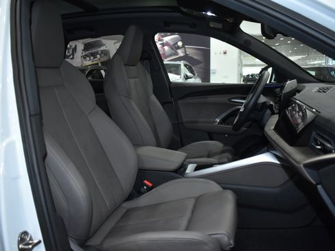 Used 2025 Audi Q5 Premium Plus w/ Premium Plus AWD/4WD image 25