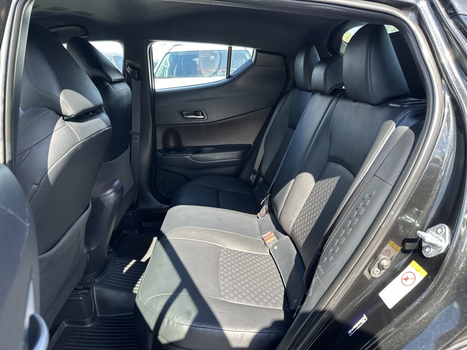 Used 2019 Toyota C-HR Limited FWD image 25