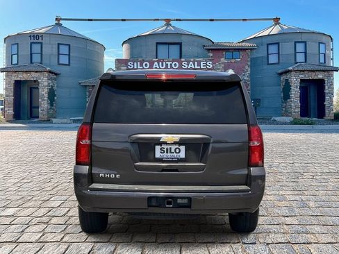 Used 2015 Chevrolet Tahoe LT w/ Luxury Package RWD image 4