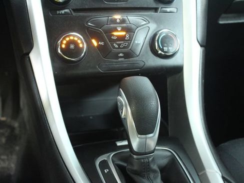 Used 2016 Ford Fusion SE FWD image 20