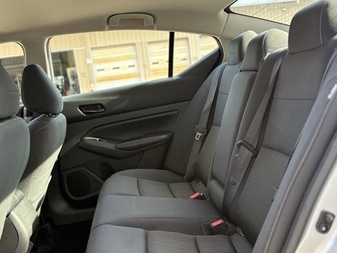 Used 2024 Nissan Altima 2.5 SV FWD image 23