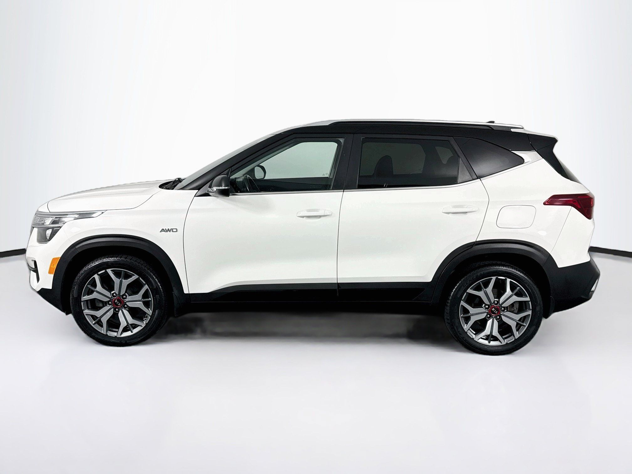 Used 2021 Kia Seltos S AWD/4WD image 11