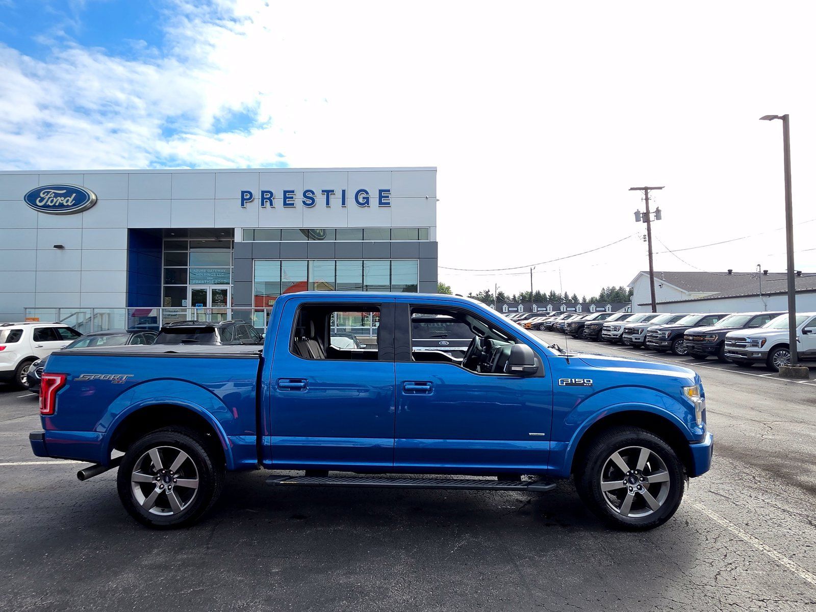 Used 2016 Ford F150 XLT w/ Equipment Group 301A Mid AWD/4WD image 3
