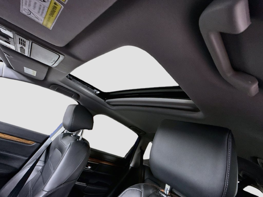 Used 2020 Honda CR-V Touring image 11