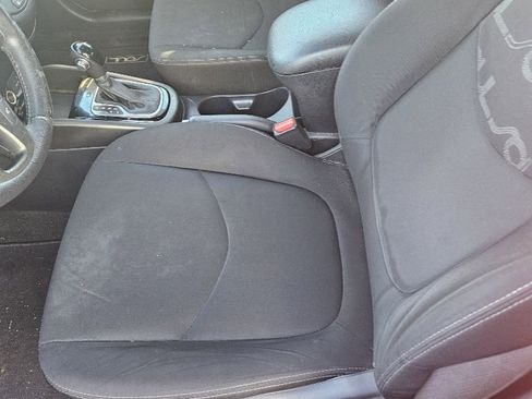 Used 2012 Kia Soul + image 5