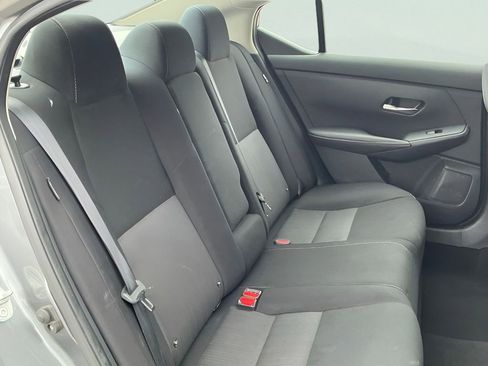 Used 2022 Nissan Sentra SV image 17