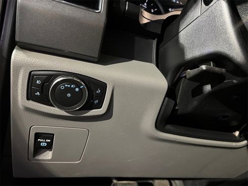 Used 2020 Ford F150 XLT w/ Trailer Tow Package image 37