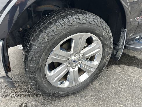 Used 2020 Ford F150 Lariat w/ Equipment Group 502A Luxury AWD/4WD image 8