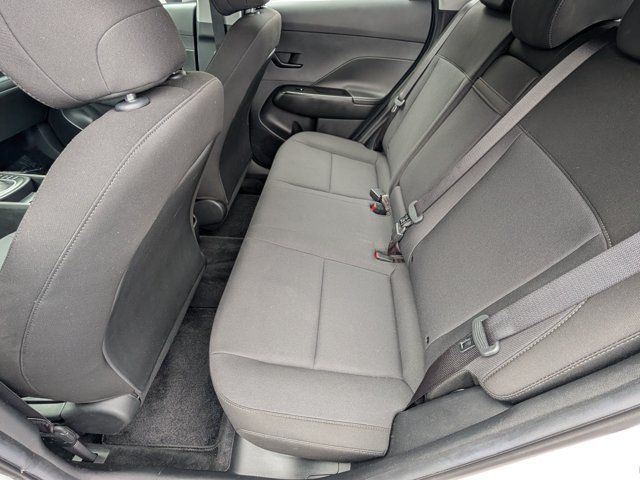Used 2025 Hyundai Kona SE FWD image 17