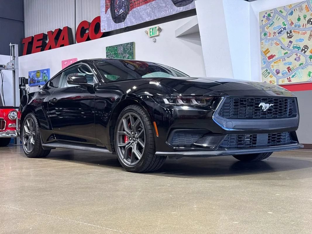 Used 2024 Ford Mustang Coupe w/ 2.3L High Performance Package RWD image 38