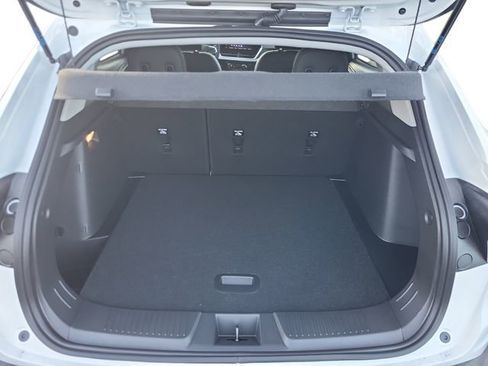 New 2026 Chevrolet Trax LT w/ Driver Confidence Package image 22