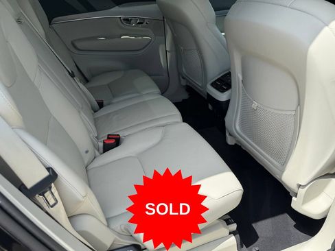 Certified 2025 Volvo XC90 B5 Core w/ Protection Package Premier AWD/4WD image 34