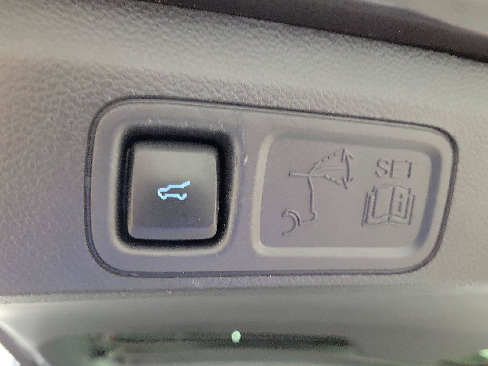 Used 2024 Ford Expedition Max Limited RWD image 10