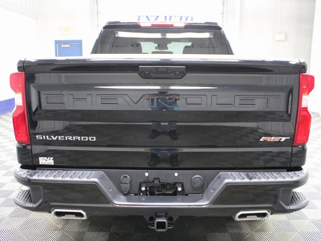 Used 2025 Chevrolet Silverado 1500 RST AWD/4WD image 30