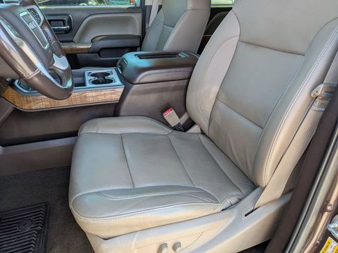 Used 2016 GMC Sierra 2500 SLT w/ Duramax Plus Package image 12