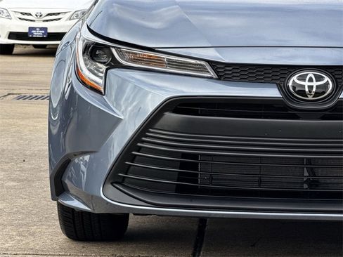 Certified 2026 Toyota Corolla LE image 5