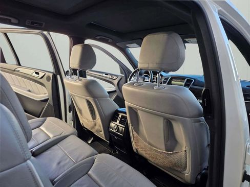 Used 2014 Mercedes-Benz GL 350 BlueTEC 4MATIC image 21