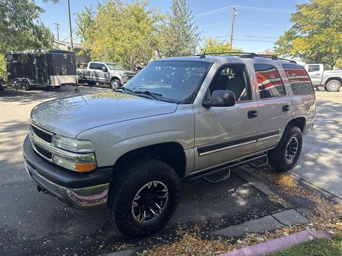 Used 2005 Chevrolet Tahoe LS AWD/4WD image 2