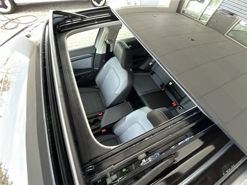 New 2026 Volkswagen Jetta SE image 32