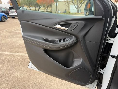 Used 2025 Buick Encore GX Preferred image 20