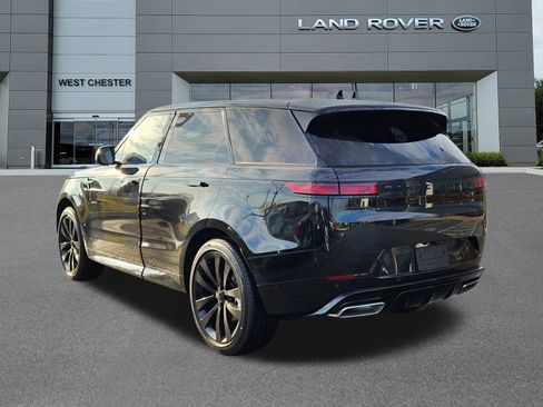 New 2026 Land Rover Range Rover Sport Dynamic SE image 3